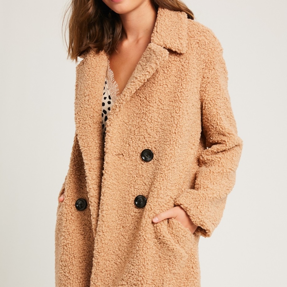 Last 1! NWT Tan Teddy Bear Button Down Coat - Picture 3 of 5